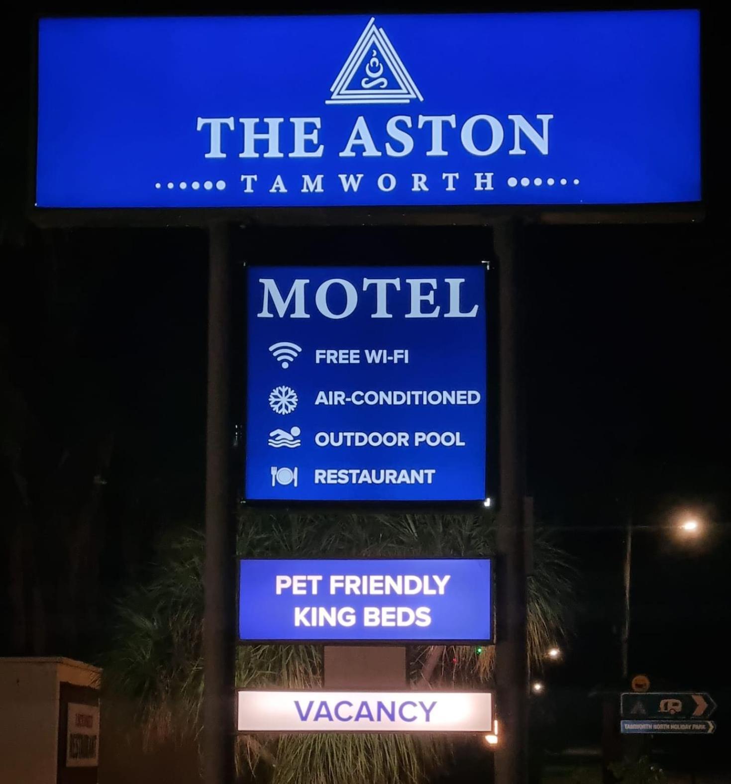 The Aston Motel טאמוורת' מראה חיצוני תמונה